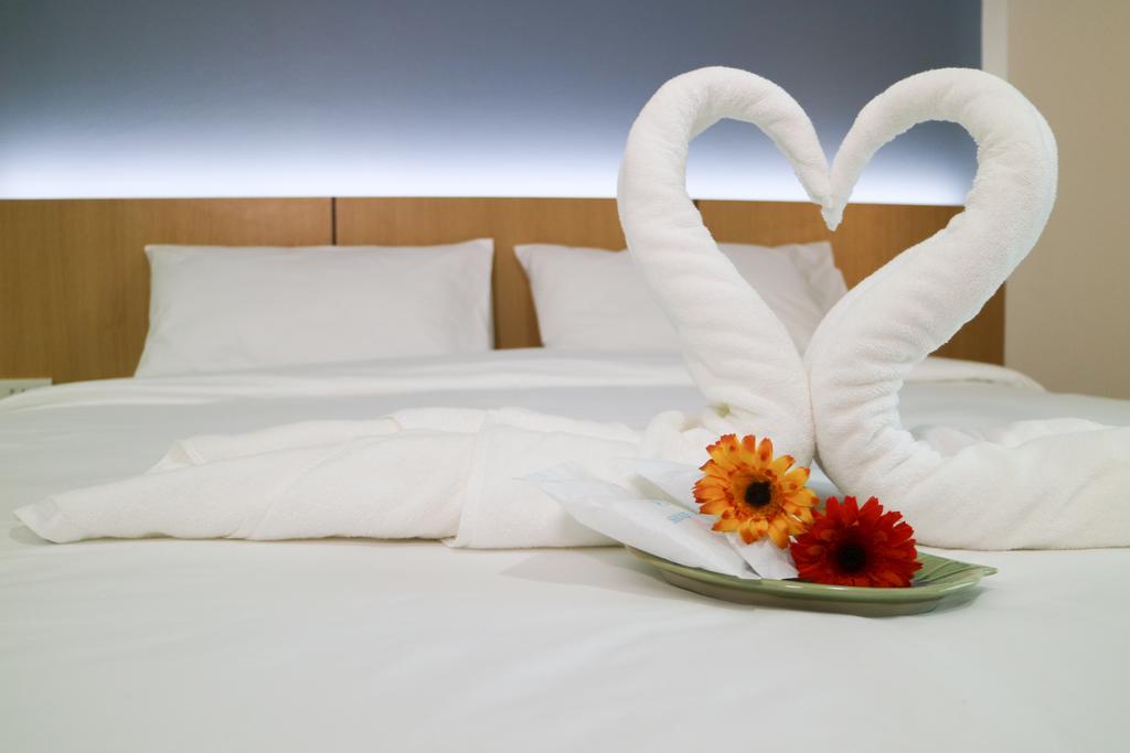 בנגקוק Beerapan Hotel מראה חיצוני תמונה