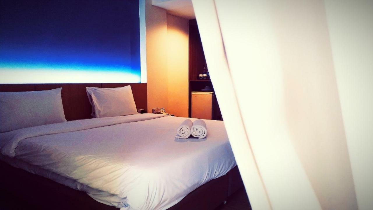 בנגקוק Beerapan Hotel מראה חיצוני תמונה