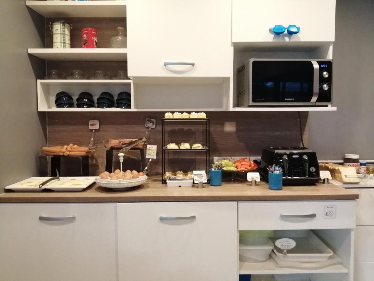בנגקוק Beerapan Hotel מראה חיצוני תמונה